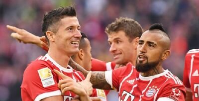 Bayern Munich return to form by cruising past Mainz