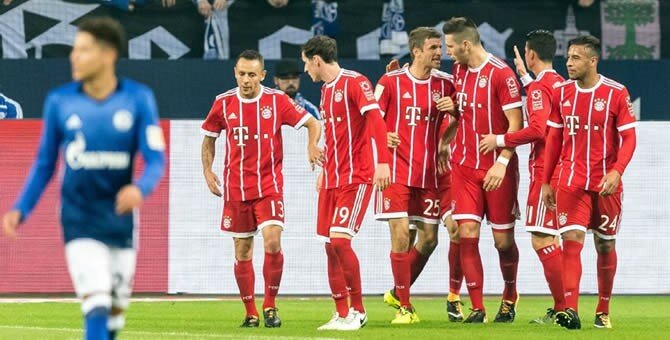 James Rodriguez shines as Bayern win at Schalke to go top