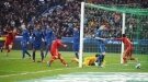 Clinical_Spain_oust_Les_Bleus