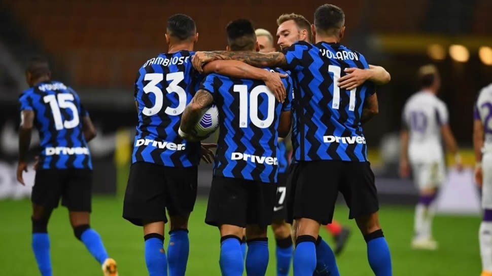 Inter hit two late goals to beat Fiorentina 4-3
