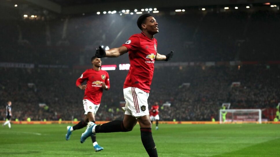 Martial brace helps Man Utd to win over Newcastle