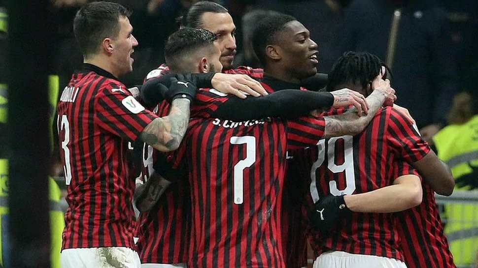 Calhanoglu, Ibrahimovic send Milan into semifinals