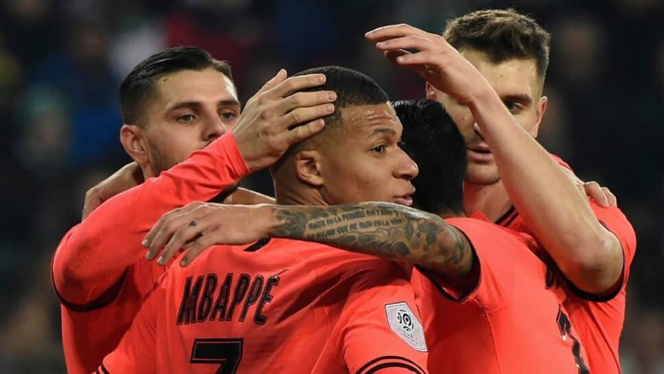 Mbappe, Icardi strike again as PSG beat Saint-Etienne