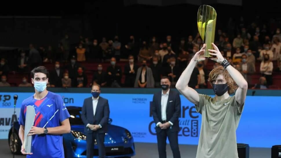 Rublev downs Sonego in Vienna for fifth title in 2020