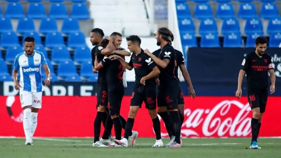 Sevilla boost top-four bid by thrashing Celta